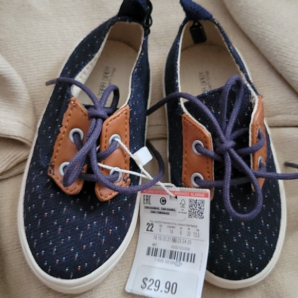 Zara Other - ZARA BABY DREAM BIG LACE UP SHOES SZ 6 USA